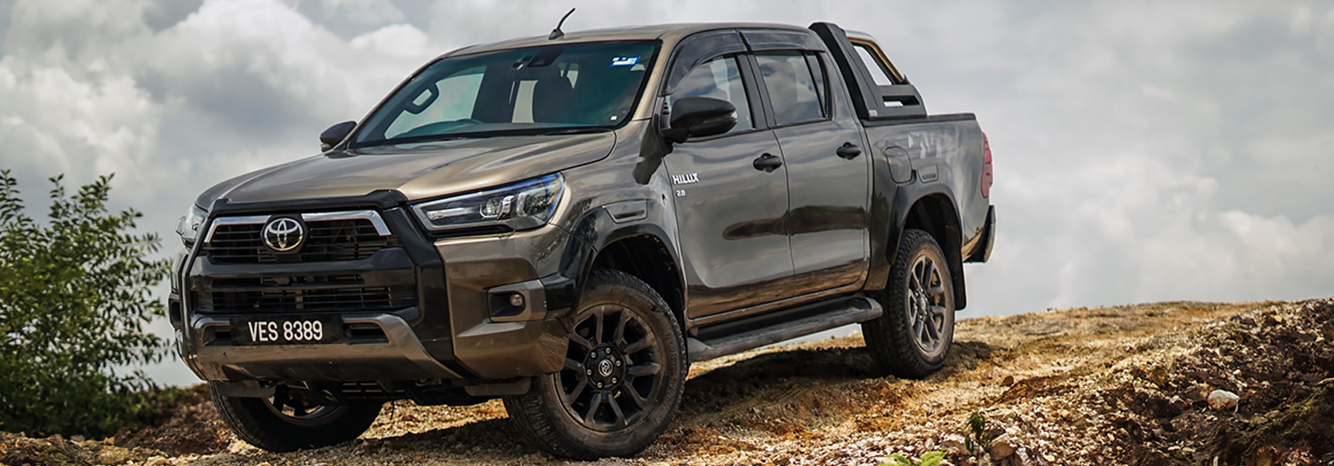 TOYOTA-HILUX-ROGUE1