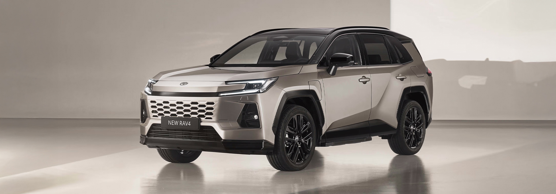 Feature Cover Image RAV4 დროსთან ერთად ვითარდება, იცვლება და ძლიერდება!